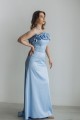 Сукня атласна довжини максі блакитного кольору із шлейфом [016-0224]