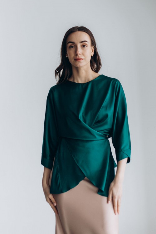 Блуза шелковая зеленая с завязкой на талии [035-0224]