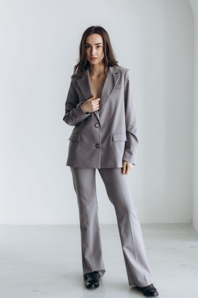 Костюм сірий із подовженим піджаком [099-0224]