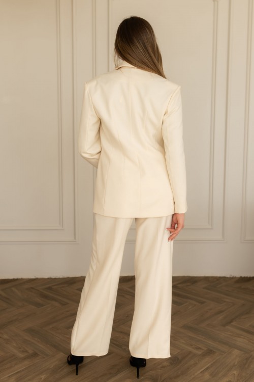 Костюм ванільного кольору піджак і штани прямого крою "Мілана" [093-0126]