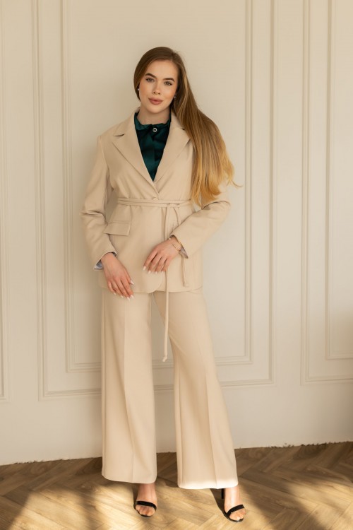 Піджак з поясом кольору пломбір "Мілана" [103-0226]