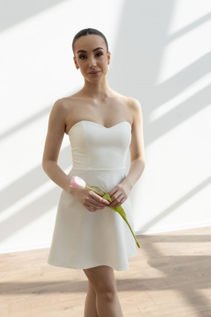 Платье белое короткое, верх корсетом [021-0425]