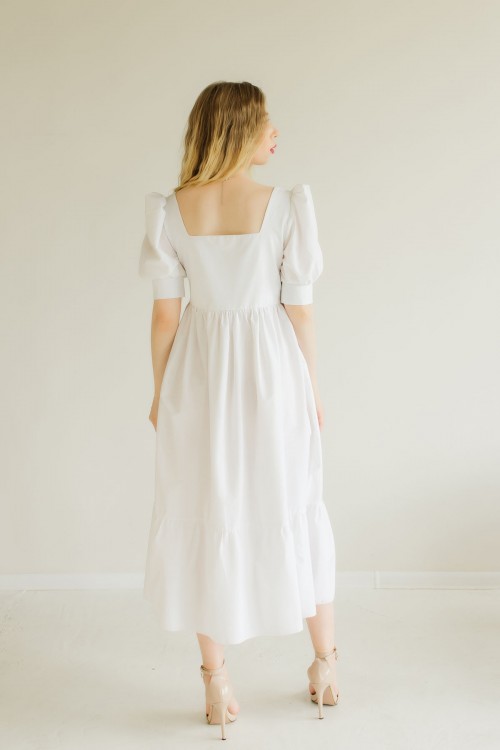 Сукня біла котонова міді довжини 021-0923