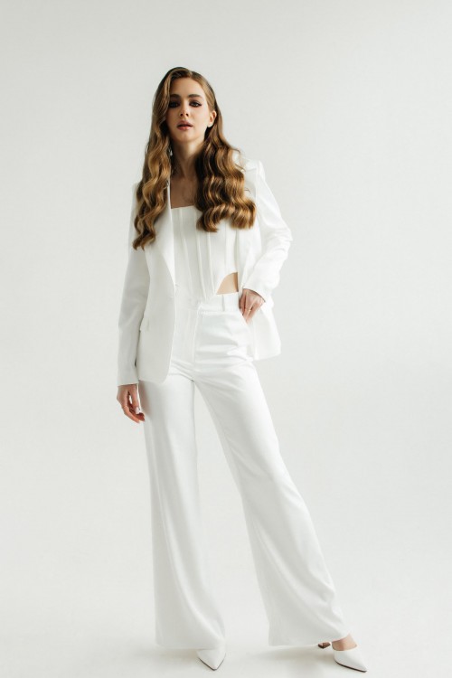 Белый пиджак из королевского атласа 101-0223