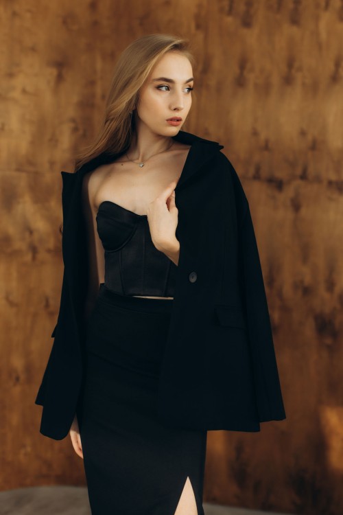 Жакет виталенный с поясом чорный "Милана" [100-0825]