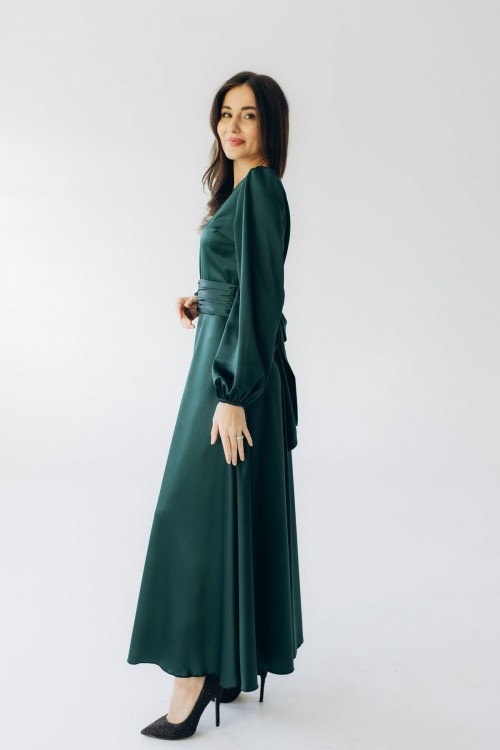  Платье атласное длины макси изумрудное "Анна" [015-1125]