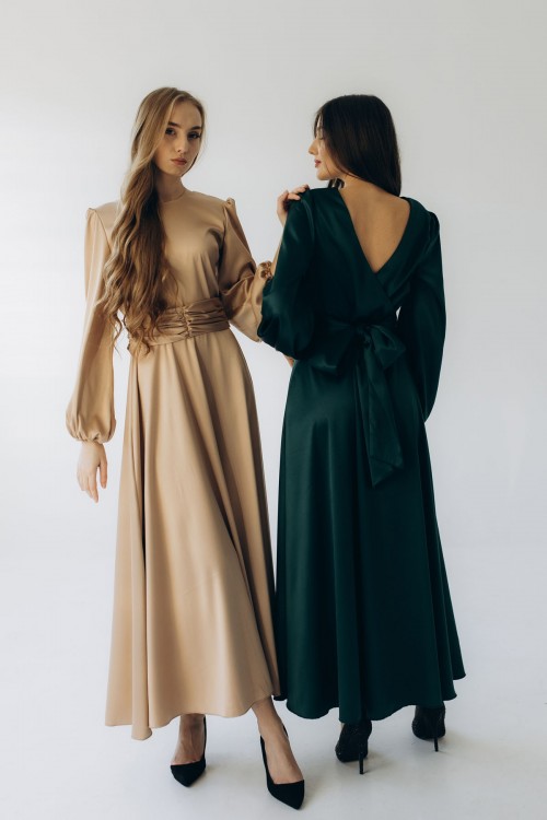 Сукня атласна довжини максі бежева "Анна" [013-1225]