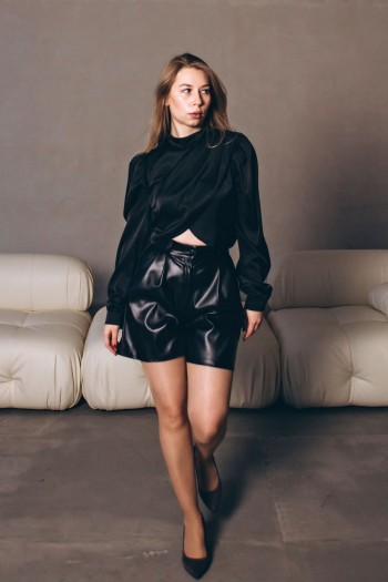 Шорты черные эко-кожа [130-1223]