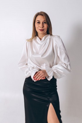 Блуза шовкова біла з хомутом [031-0824]