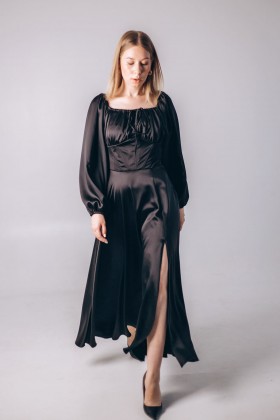 Платье черное пышный рукав из королевского атласа [020-1023]