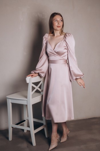 Сукня пудра довжини міді верх запах  [023-1223]