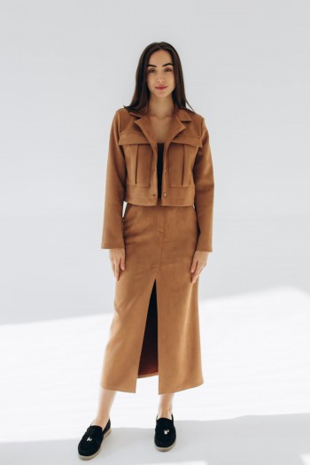 Спідниця замшева карамельна міді довжини із розпіркою [063-0924]