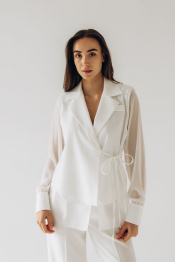 Блузка-пиджак белого цвета [031-0225]